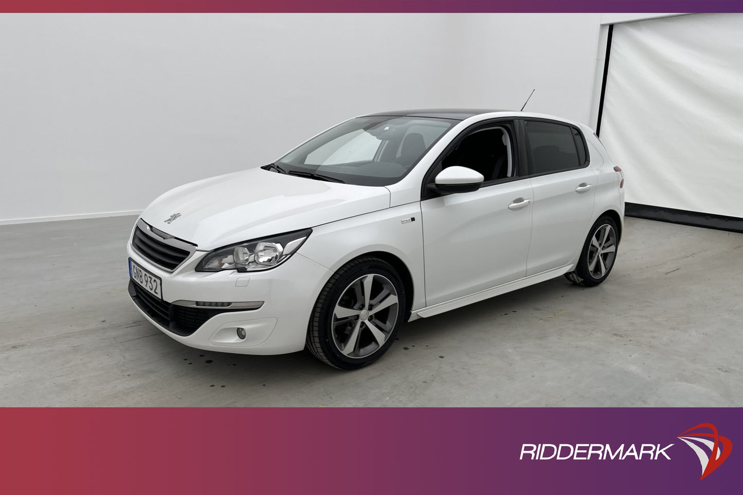 Peugeot 308 1.2 e-THP 110hk Active Pano Kamera Navi Välserv