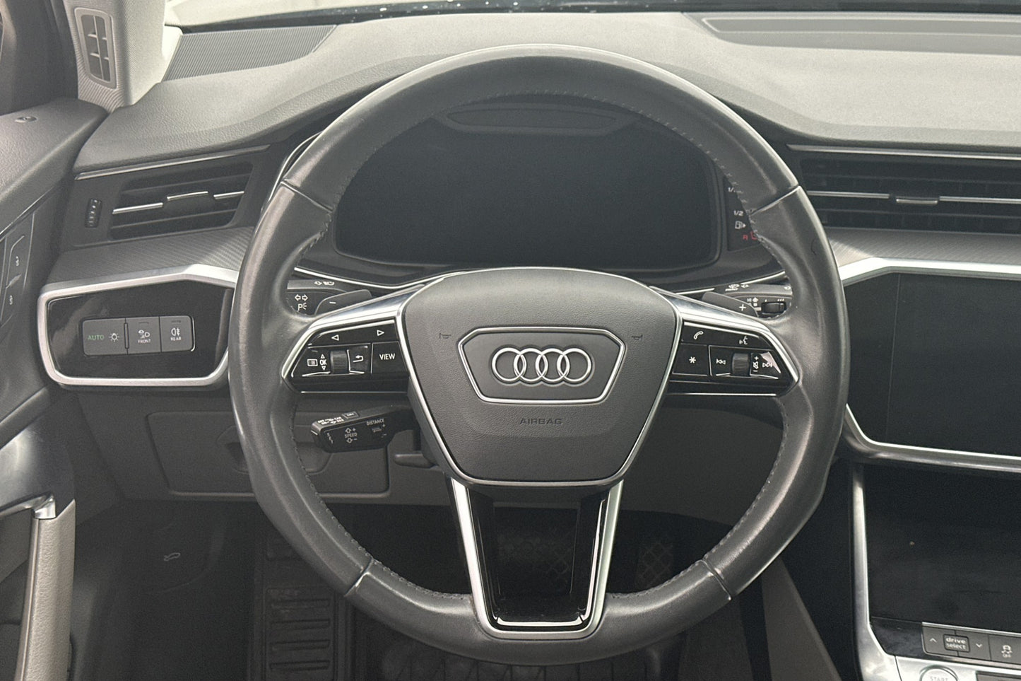 Audi A6 Avant 40 TDI Q Proline Pano Cockpit Värm Kamera Drag