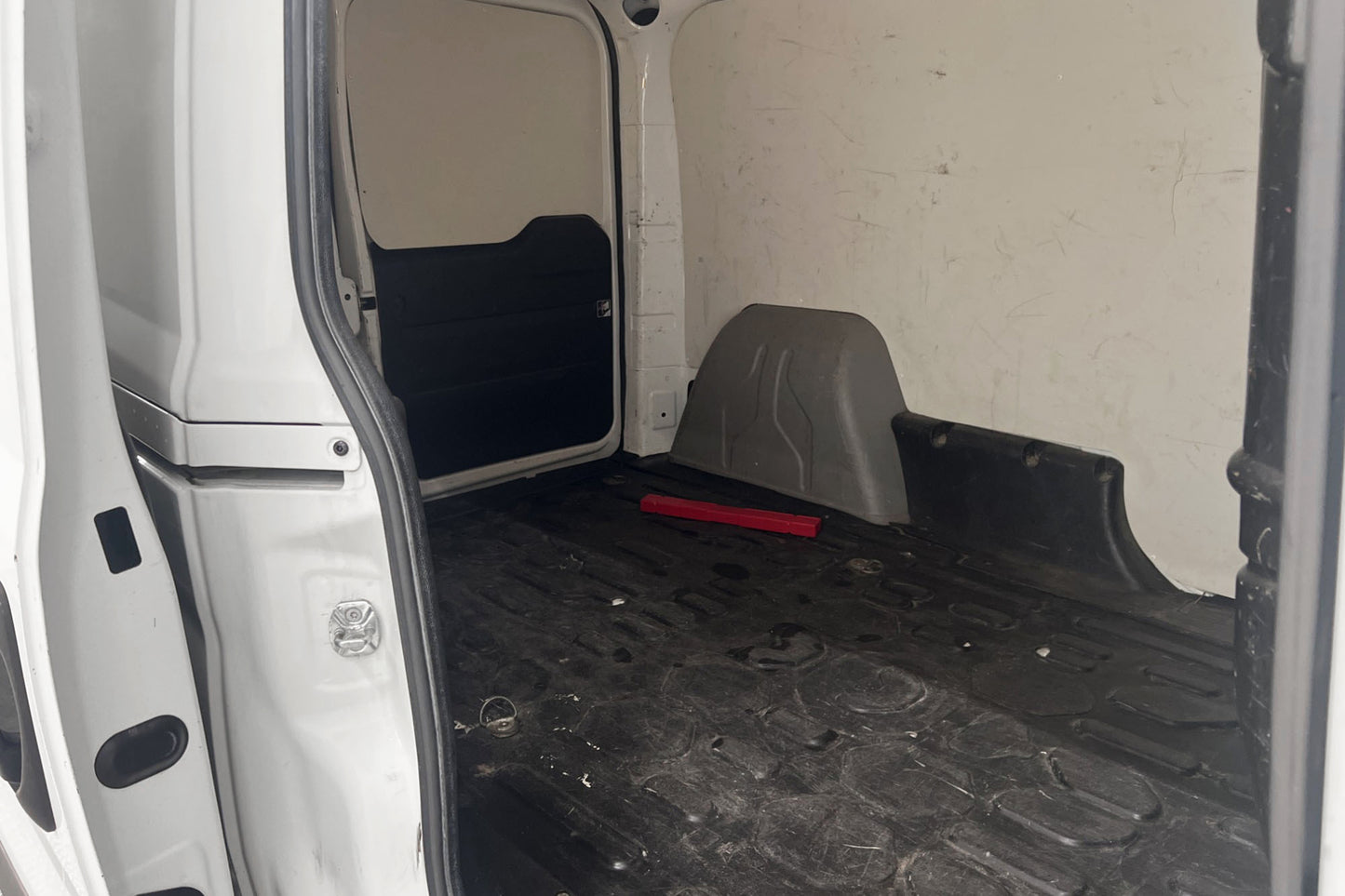 Opel Combo Van 2400 1.6 CDTI 105hk Dragkrok Ny Kamrem Moms