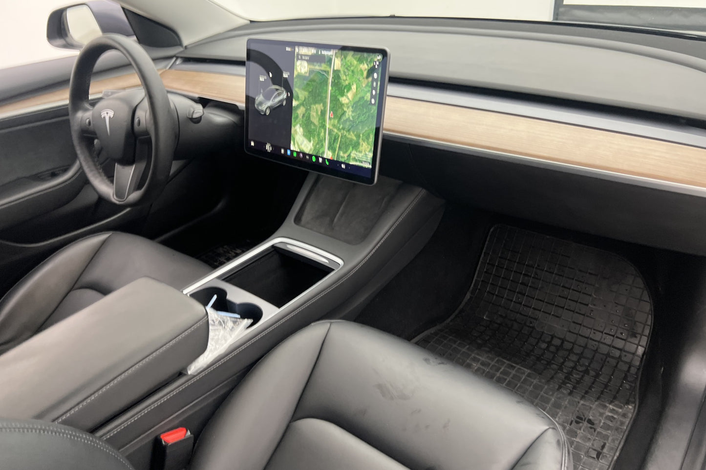 Tesla Model 3 Standard Range Plus En-Bruk Drag Sv.Såld MOMS