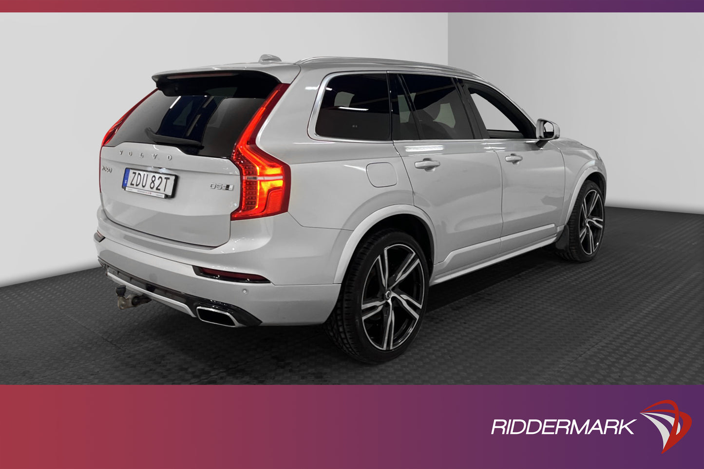 Volvo XC90 D5 235hk R-Design 7-Sits Värm Pano H/K VOC Drag