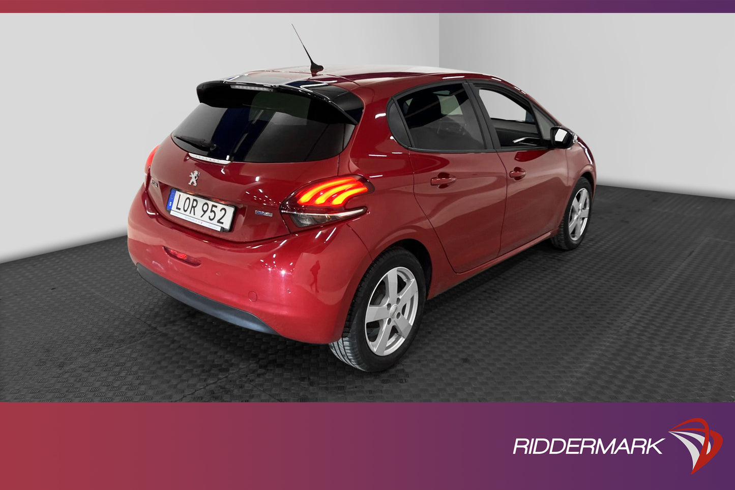 Peugeot 208 Style 1.2 VTi 82hk M-Värme *6000 mil* P-Sensorer