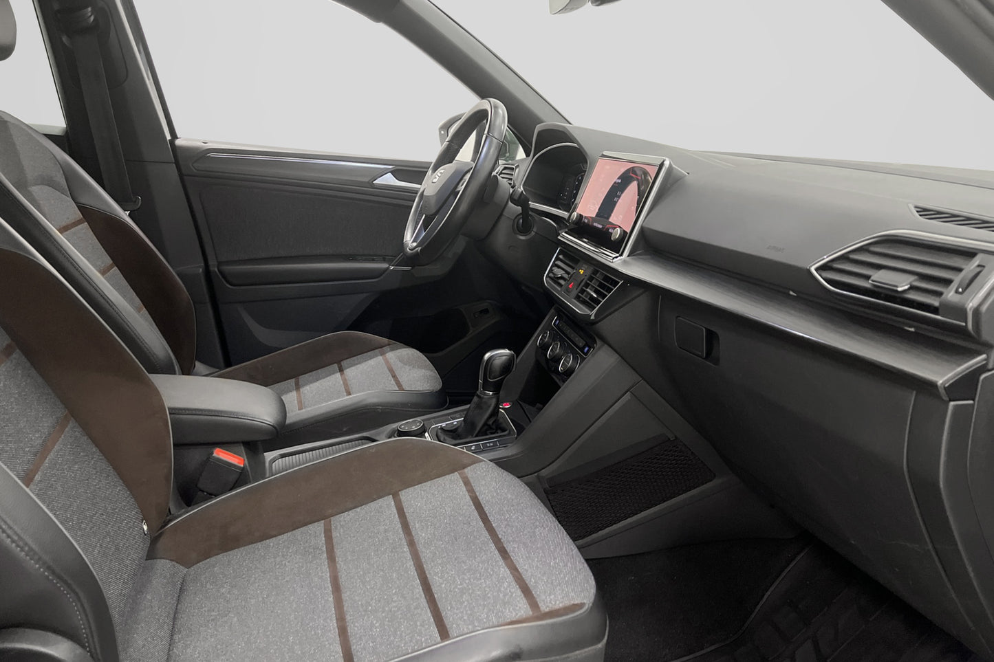 SEAT Tarraco 2.0 TDI 4Drive Cockpit 7-sits D-värm Drag 190hk