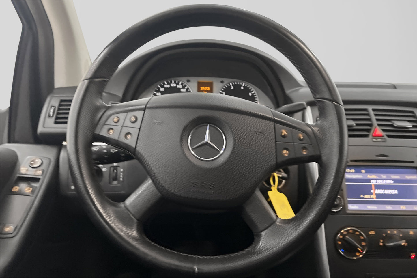 Mercedes-Benz B 170 116hk Navigation M/K-Värm Dragkrok