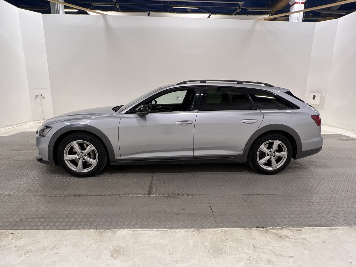 Audi A6 allroad q 45 TDI 231hk Cockpit Värmare Drag Kamera