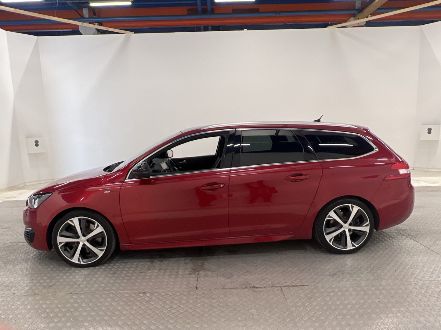 Peugeot 308 SW 2.0 BlueHDi 180hk GT Pano Drag Kamera Välserv