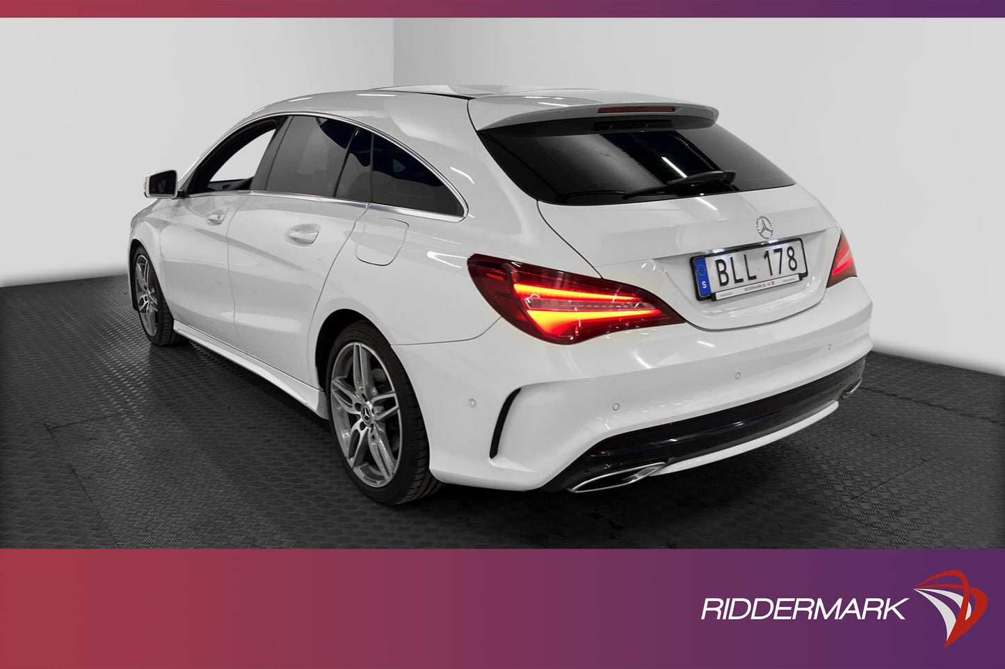 Mercedes-Benz CLA 220 d 4M 177hk SB AMG Panorama B-Kam Drag