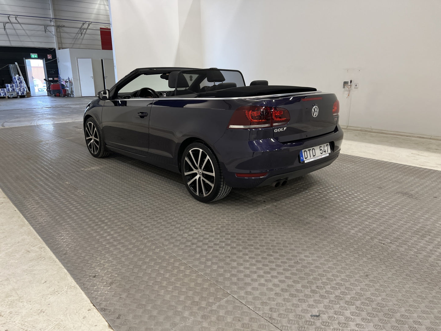 Volkswagen Golf Cabriolet 1.4 160hk Halvskinn Nybes Lågmil