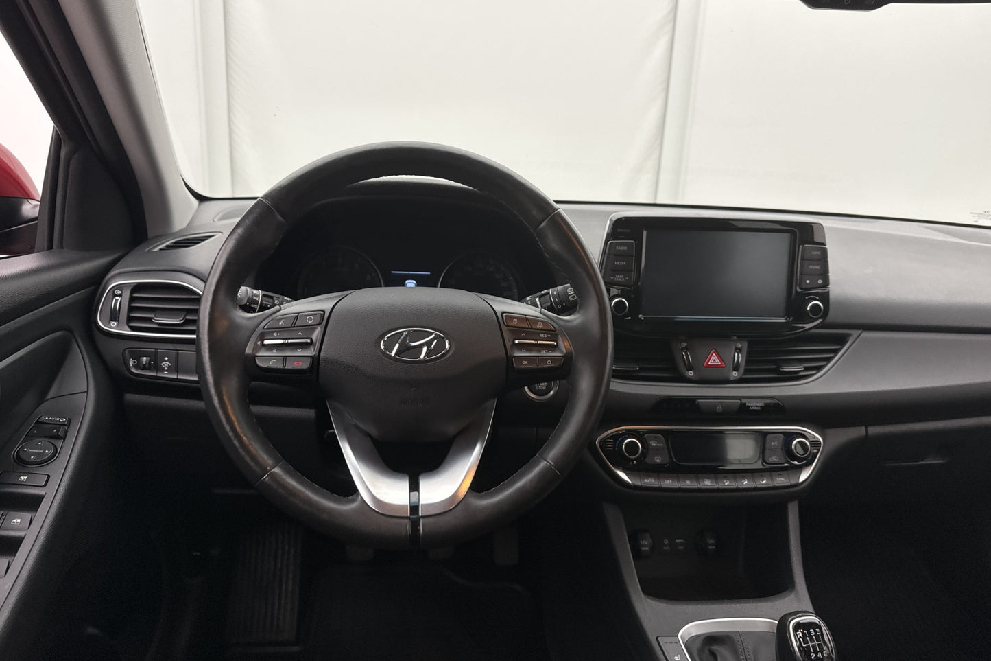 Hyundai i30 Kombi T-GDI 120hk Trend Kamera CarPlay Rattvärme