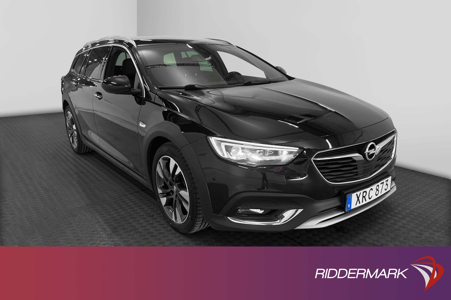 Opel Insignia Country Tourer 2.0 TDI 210hk 4x4 D-Värm 360º