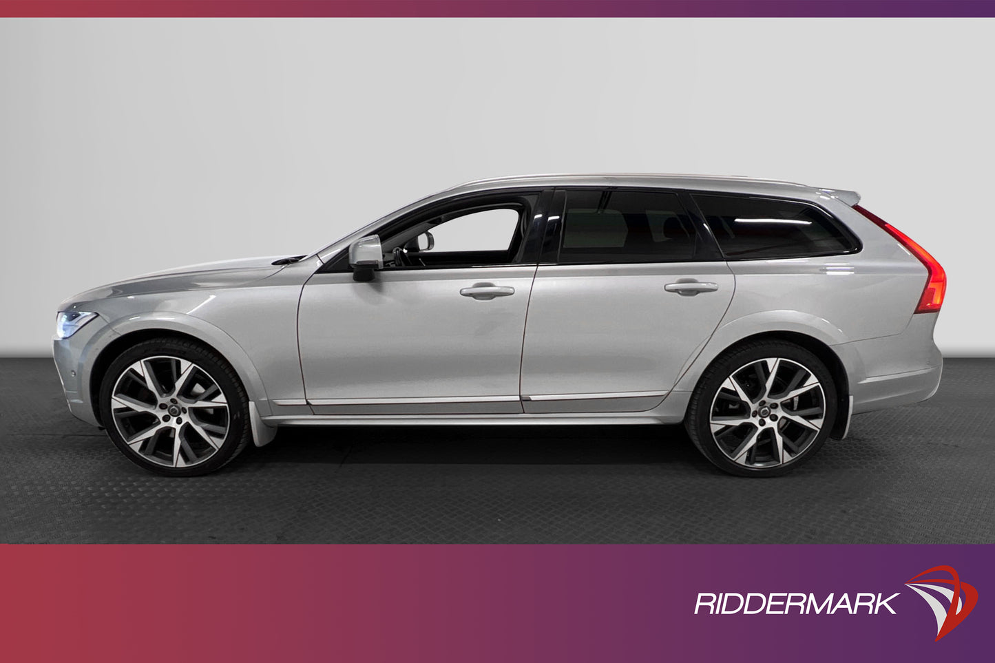 Volvo V90 Cross Country  D5 AWD Pano H/K VOC D-värm Navi