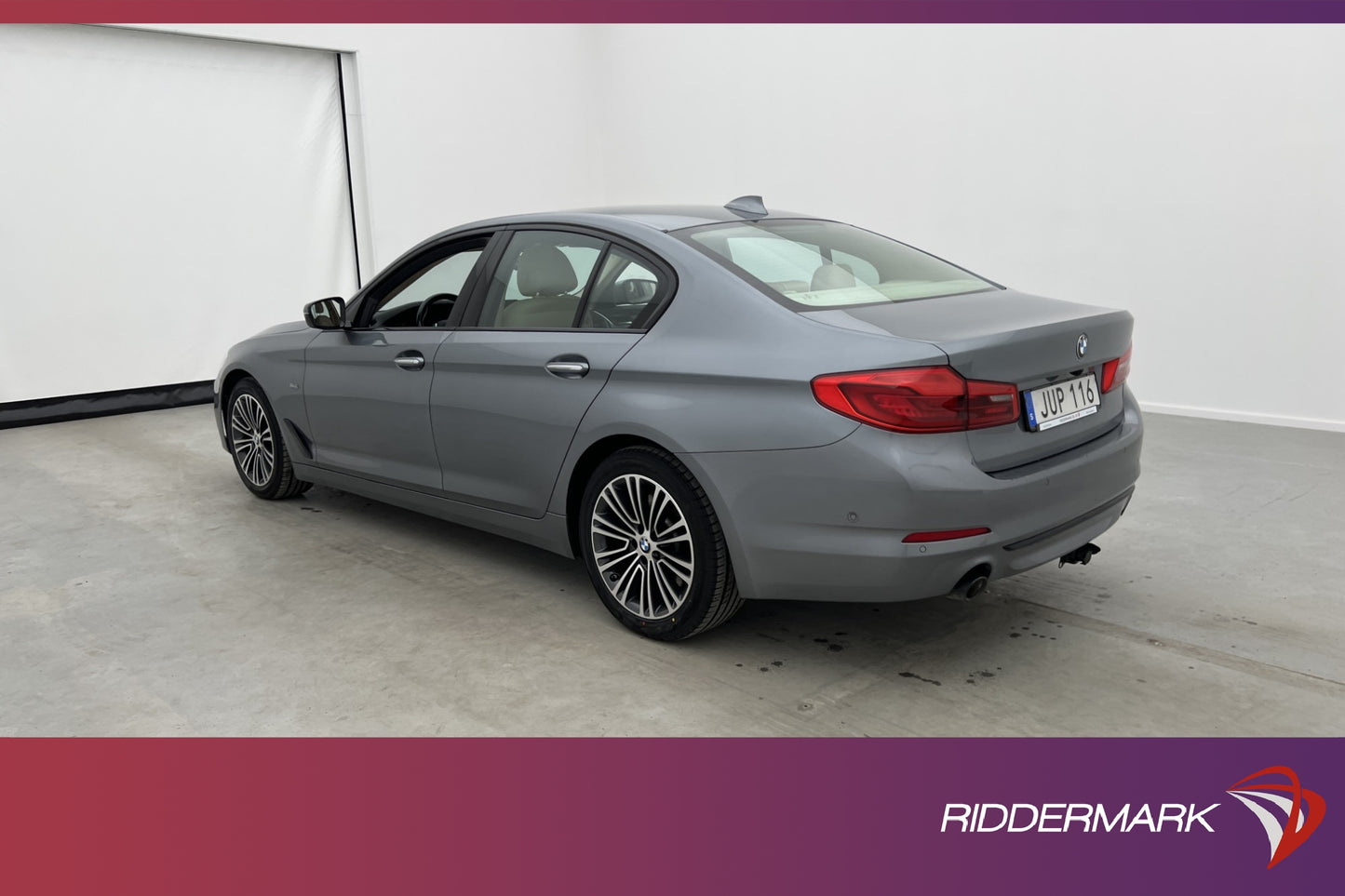 BMW 530 d xDrive 265hk Sportline Skinn B-Kamera Navi Drag