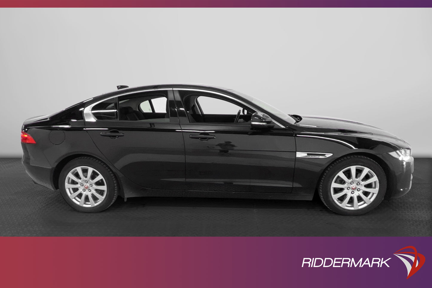 Jaguar XE 20d 180hk Dragkrok Sensorer 0.42L/Mil Väservad