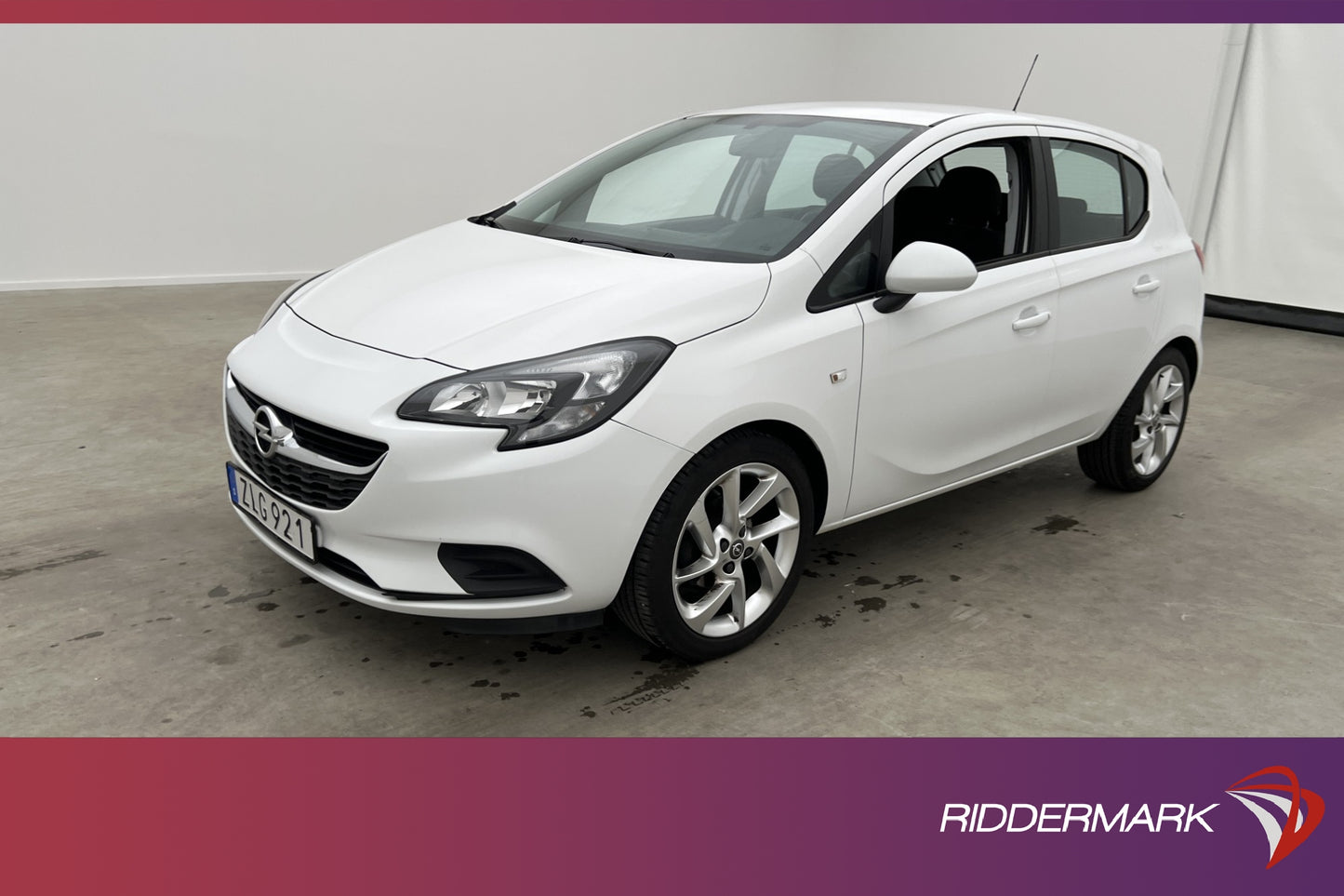 Opel Corsa 1.4 90hk Enjoy Sensorer Farthållare Välservad