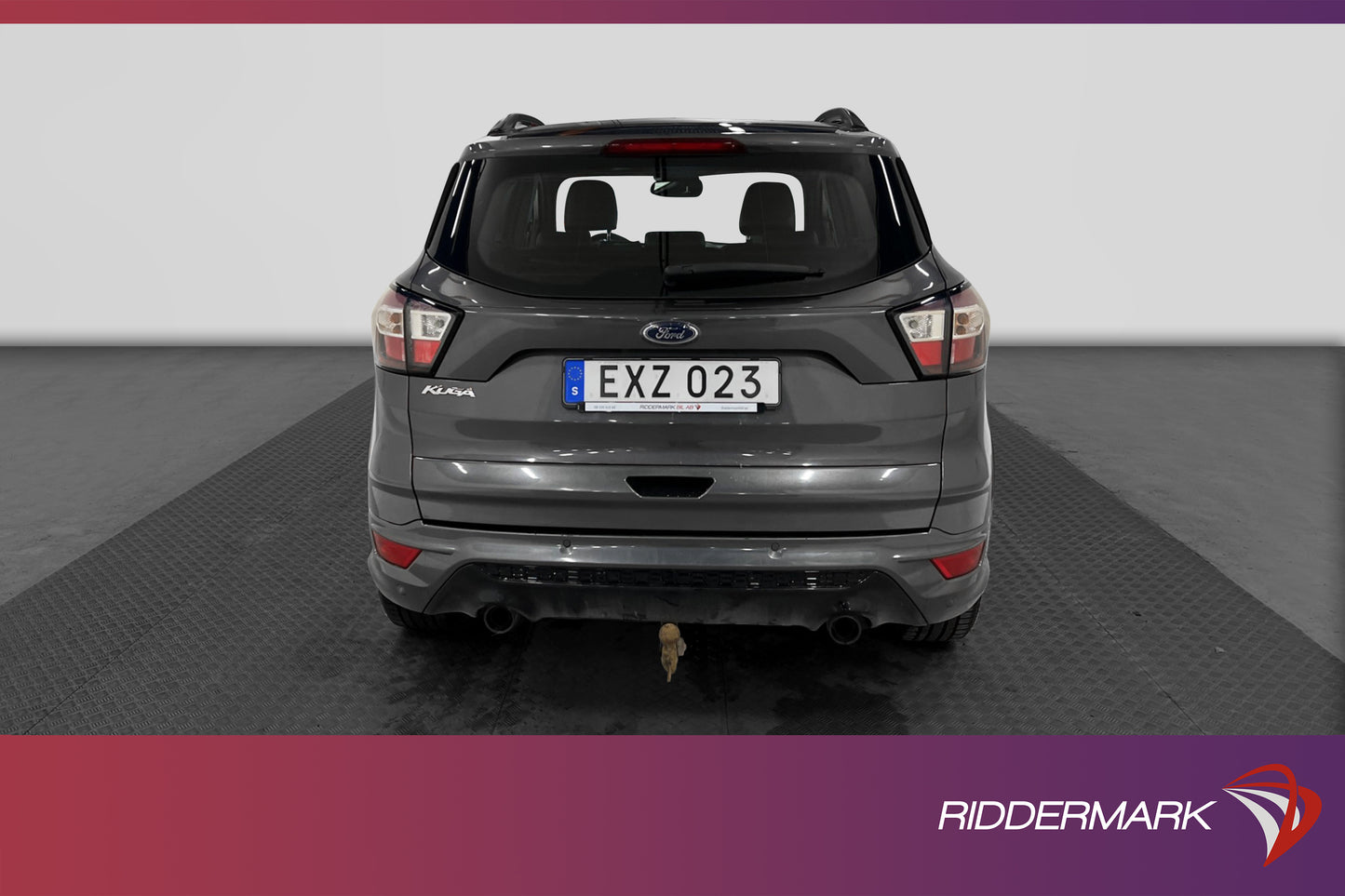 Ford Kuga 2.0 AWD 180hk ST-Line Pano CarPlay Rattvärme Drag