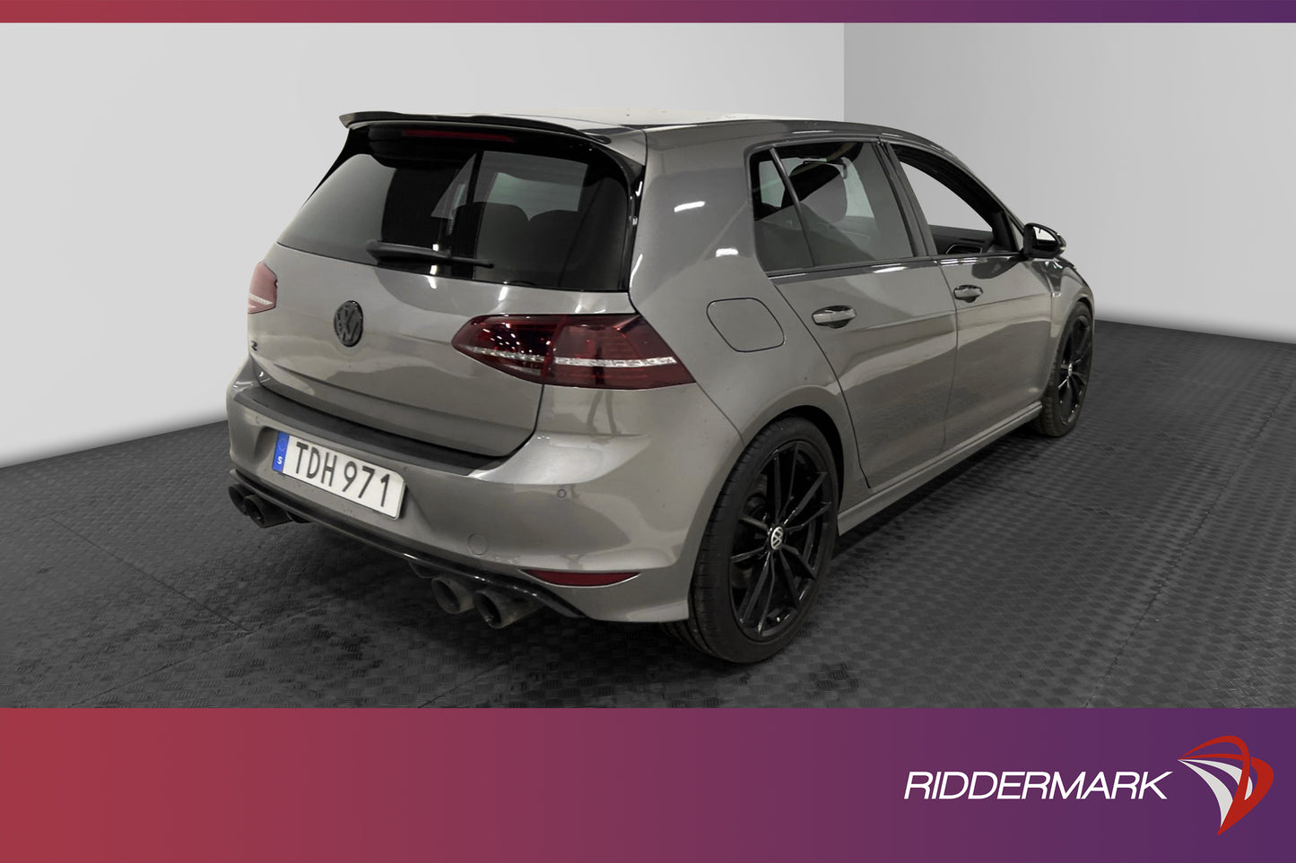 Volkswagen Golf R 2.0 4Motion B-kamera Dynaudio Skinn 300hk