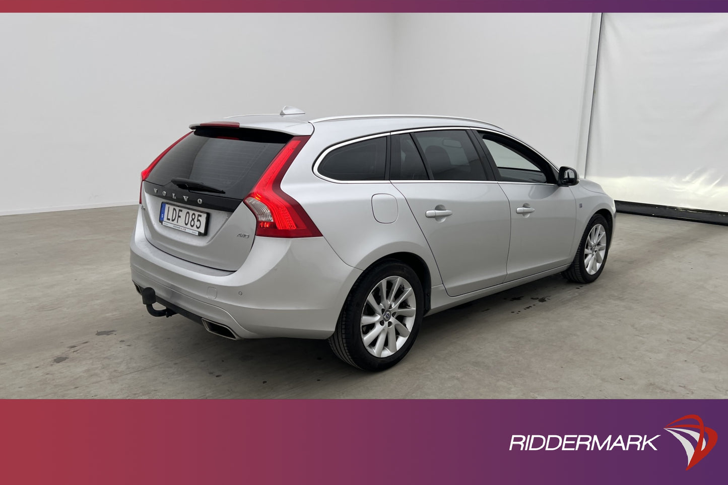 Volvo V60 D4 AWD 190hk Ocean Race VoC Värm Skinn Navi Drag