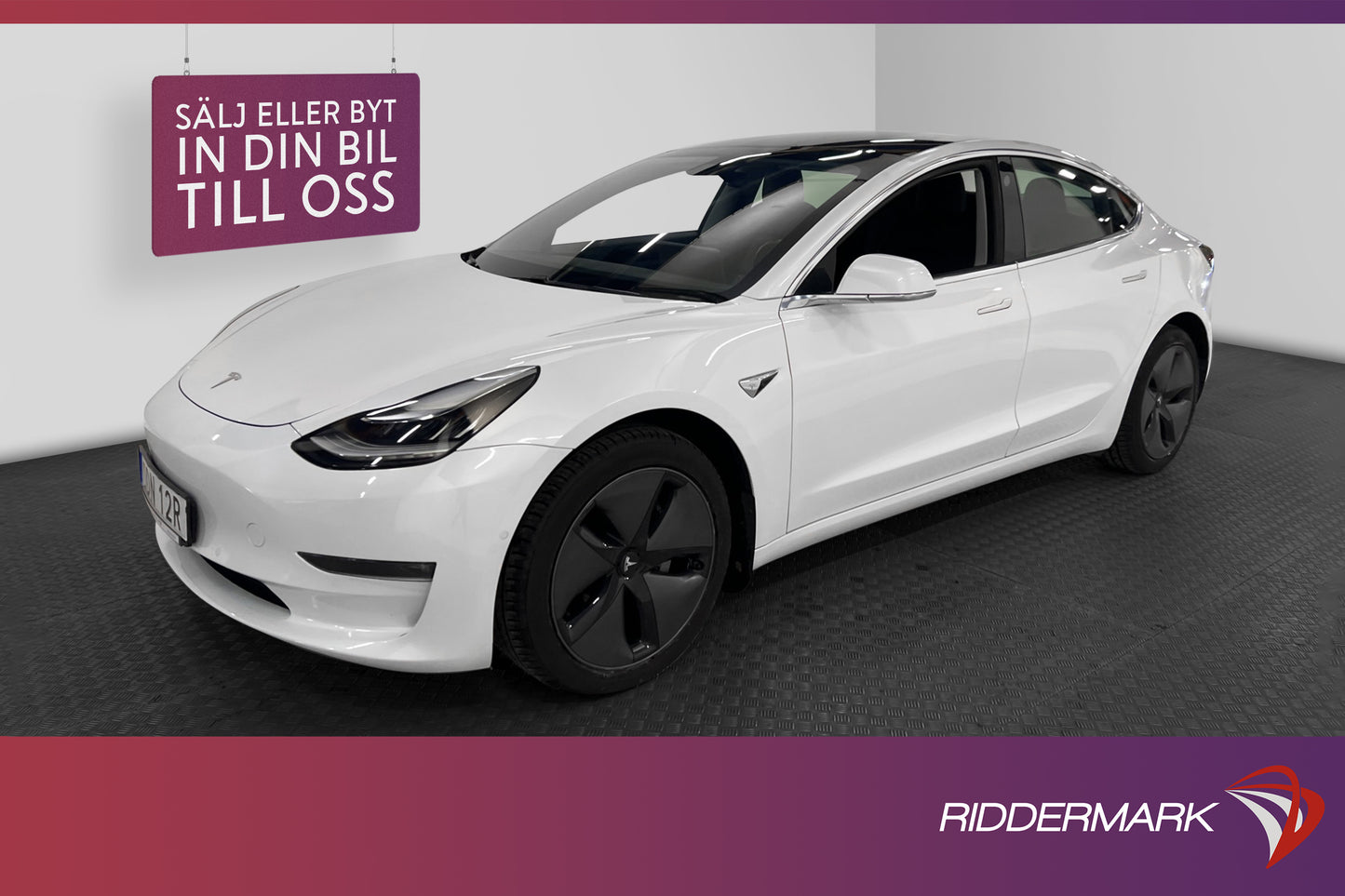 Tesla Model 3 Long Range AWD 440hk Svensksåld Autopilot FSD