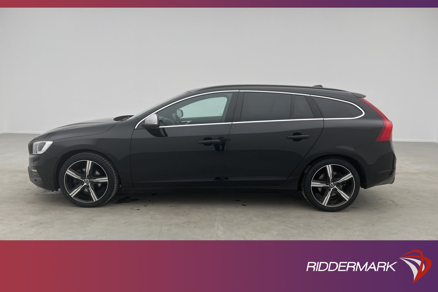 Volvo V60 D3 150hk R-Design VOC Navi Kamera Drag Välservad