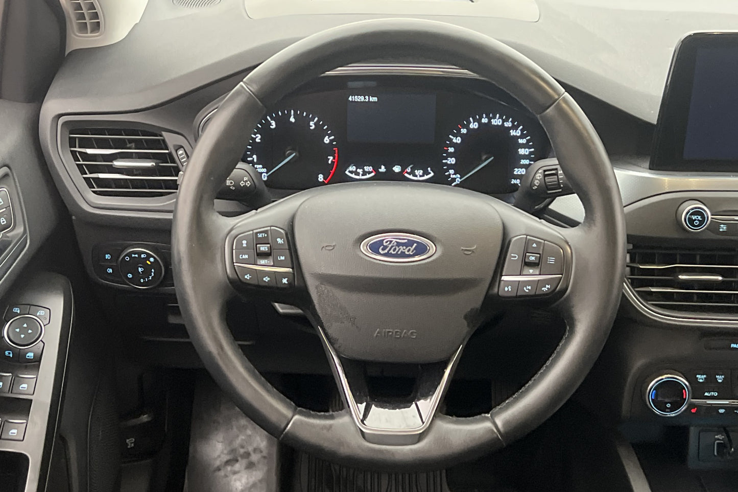 Ford Focus Active EcoBoost 125hk Launch Edition HUD Kamera