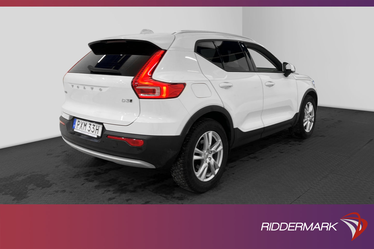 Volvo XC40 D3 150hk AWD Momentum D-Värmare B-Kamera Navi VOC