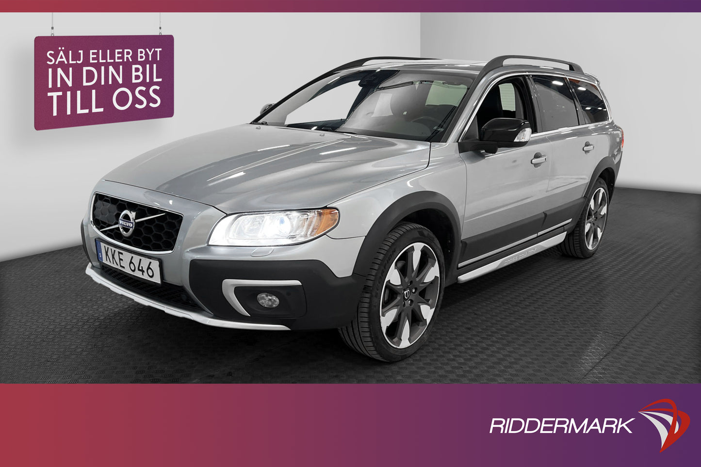 Volvo XC70 D5 215hk AWD Summum Taklucka D-värm VOC Navi Drag