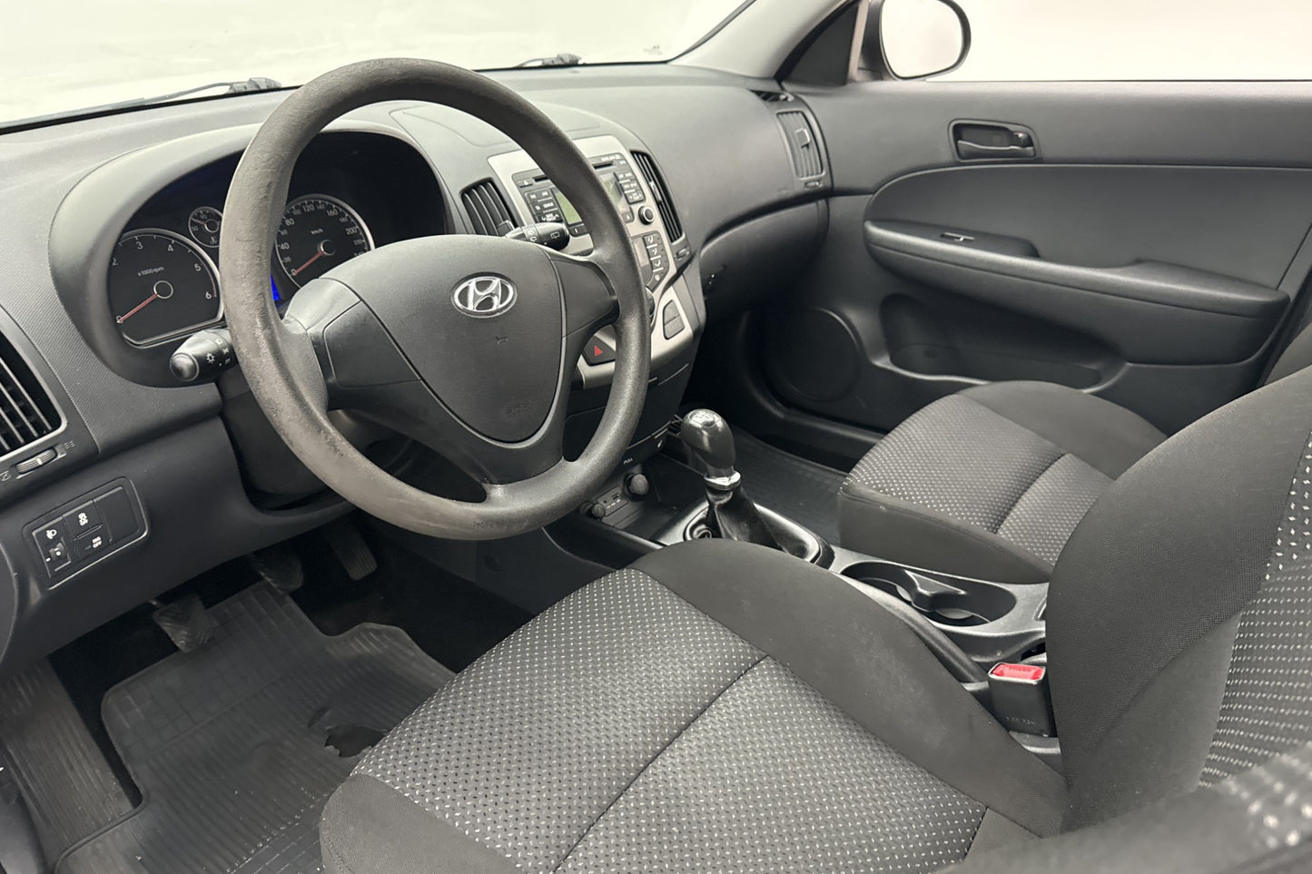 Hyundai i30 cw 1.6 CRDi 90hk Select Värmare Sensorer Välserv