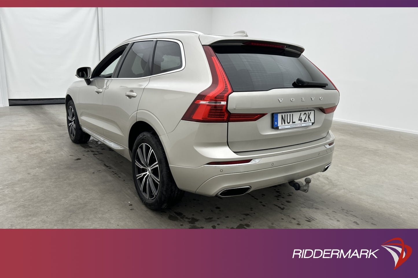 Volvo XC60 B4 AWD Inscription VOC Pano 360° Skinn BLIS Drag