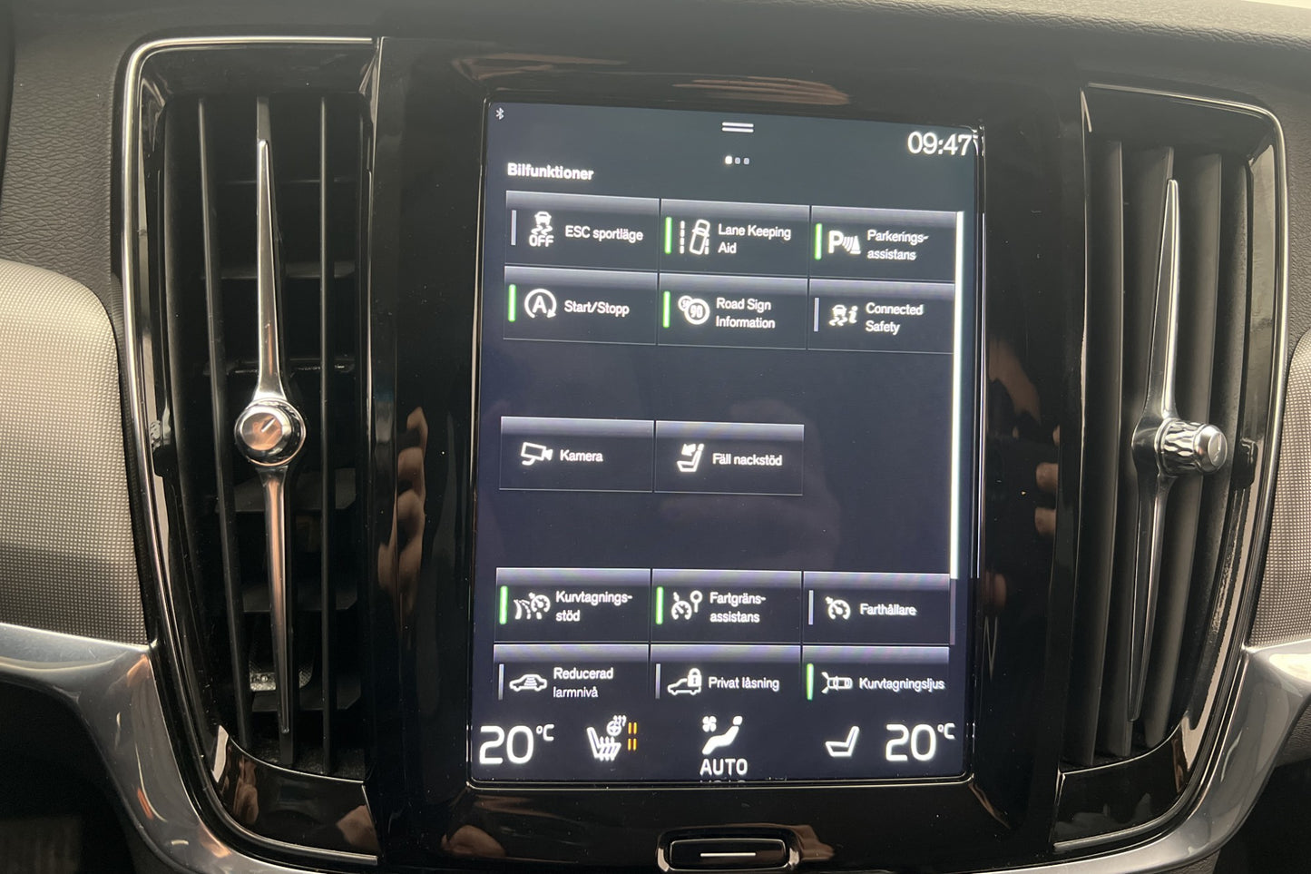 Volvo V90 B4 197hk Advanced VOC Värm H/K Kamera Navi CarPlay