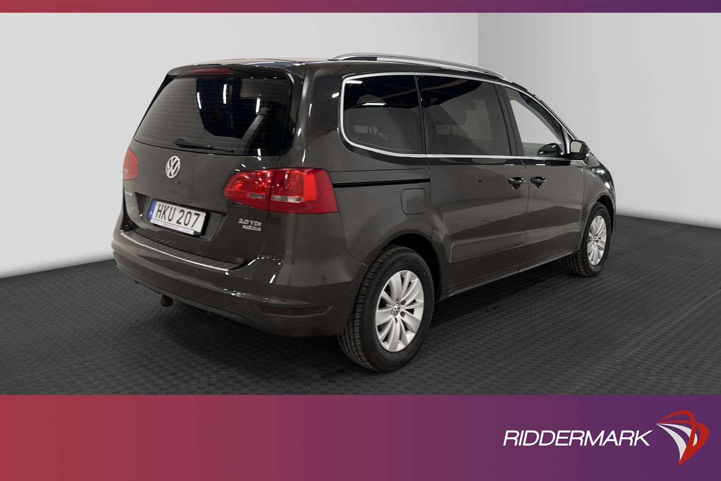 Volkswagen Sharan 2.0 TDI 140hk 7-sits Backkamera Välservad