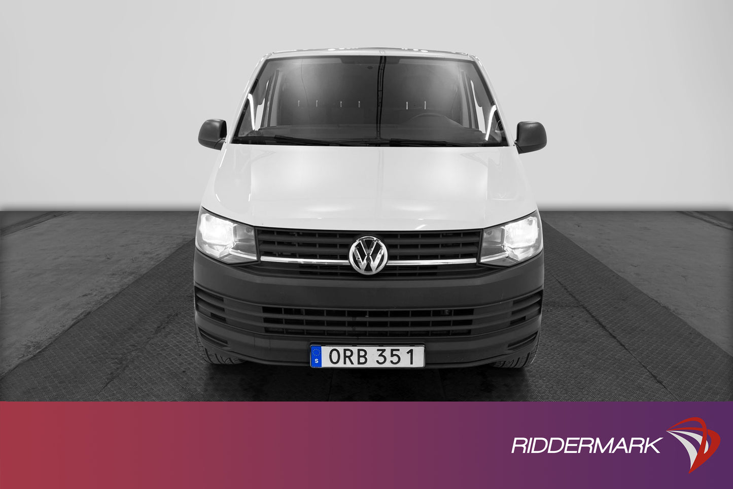 Volkswagen Transporter 2.0TDI Automat 140hk Värmare Drag