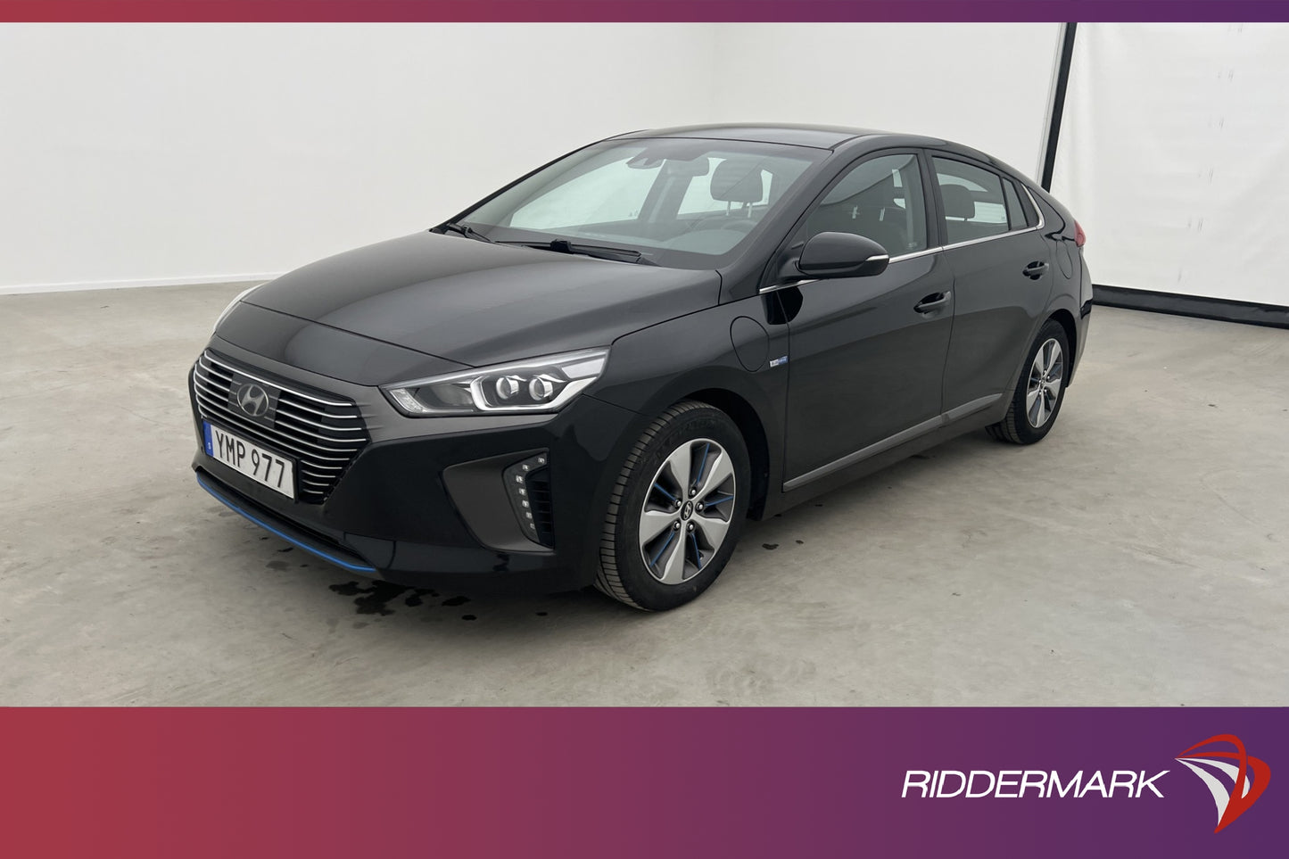 Hyundai Ioniq Plug-in 164hk Premium + Inifinty Kamera