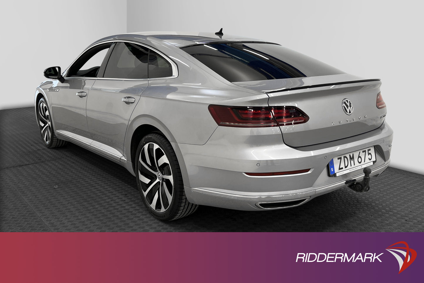 Volkswagen Arteon 190hk 4M GT FULL R-line Bkamera Dragkrok