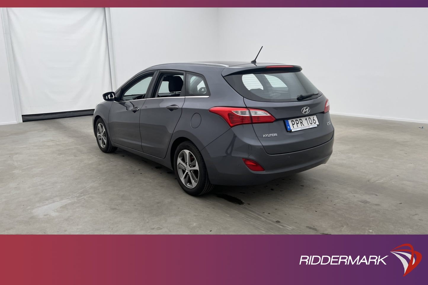 Hyundai i30 GDI 135hk Kombi Automat Rattvärme 9683 Mil