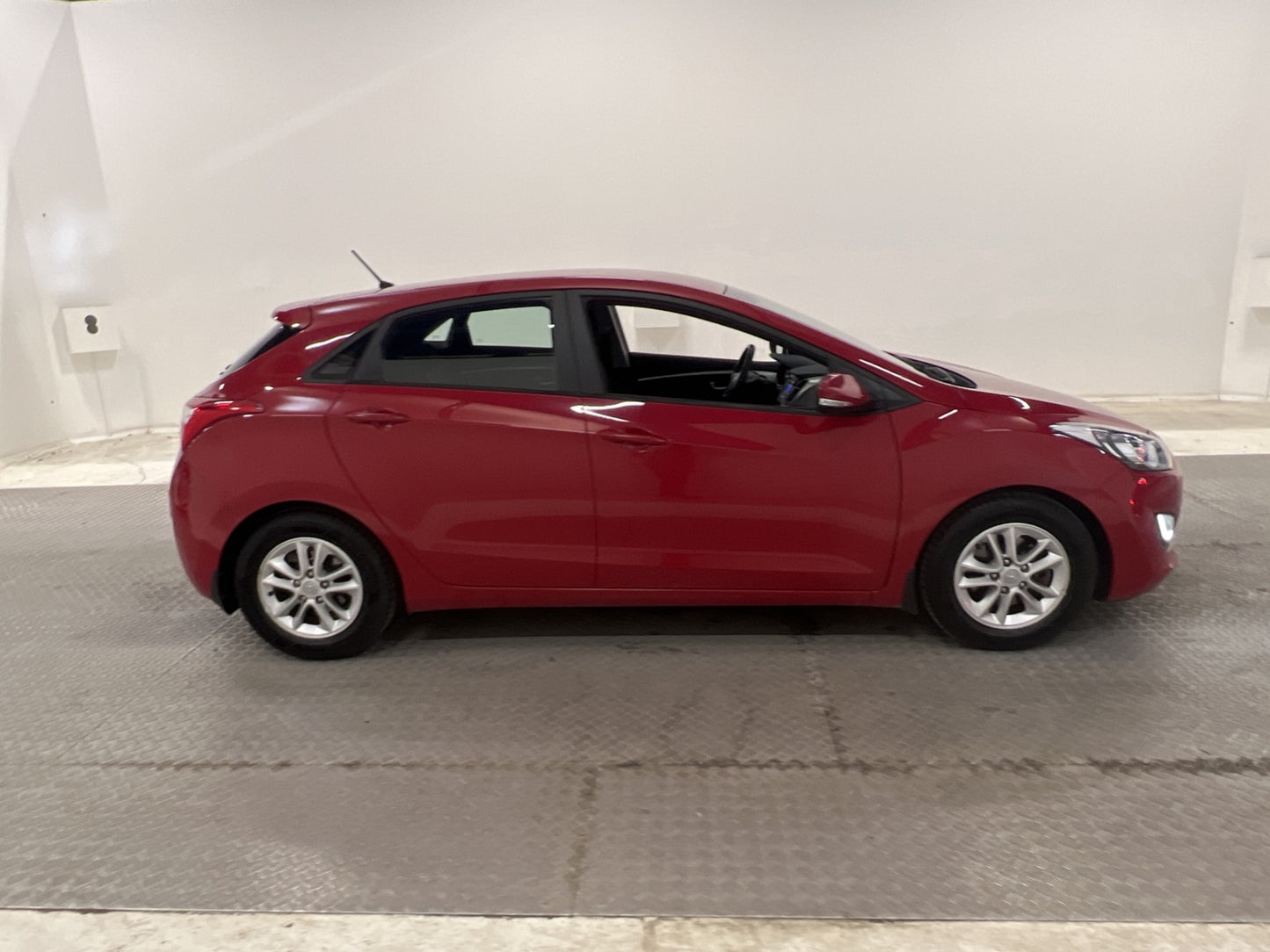 Hyundai i30 5-dörrar 1.6 GDI 135hk Sensorer 0,67l/mil