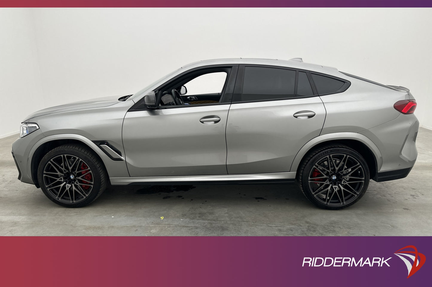 BMW X6 M Competition 625hk B&W Kolfiber Sky Lounge Drag MOMS