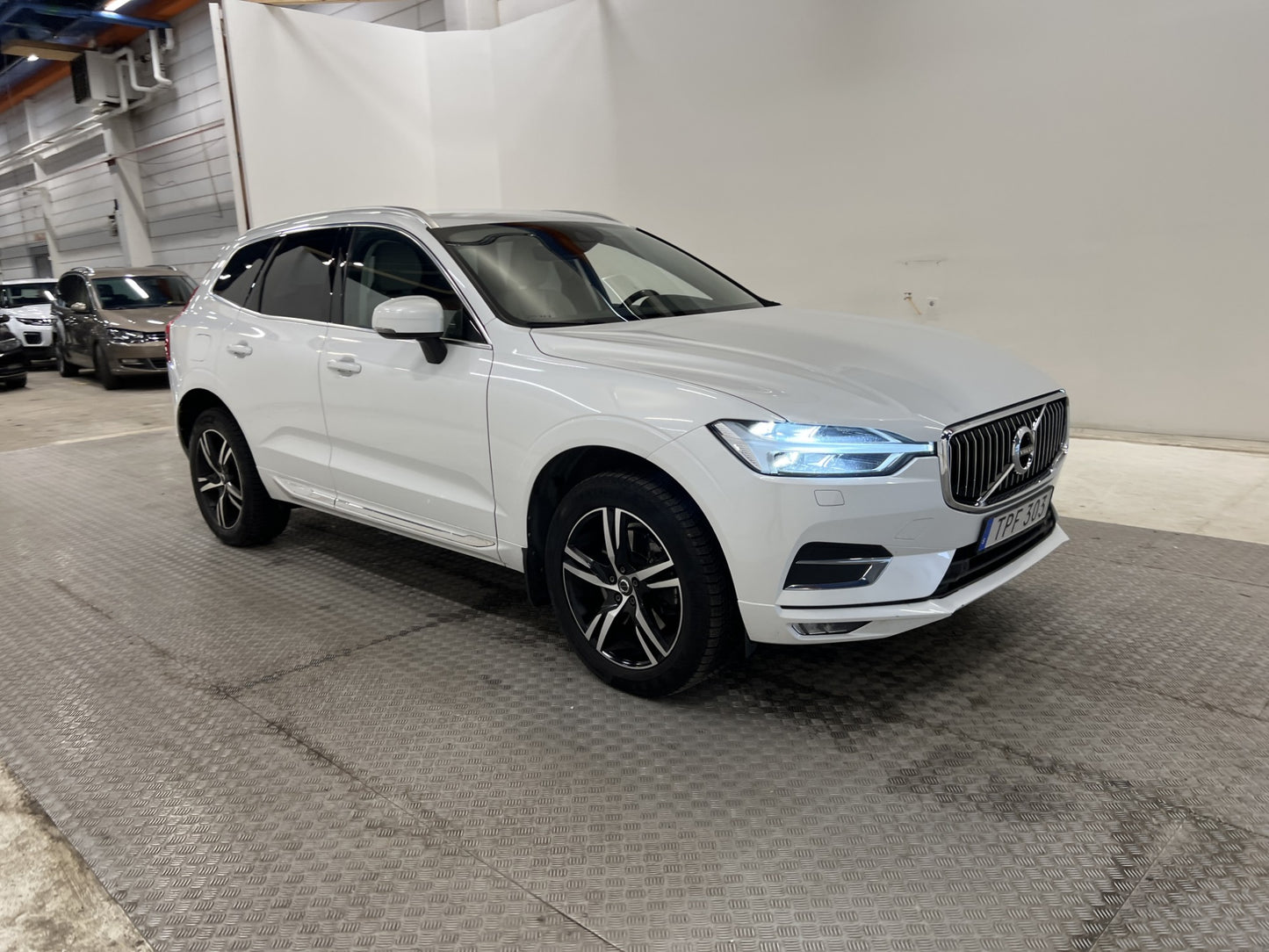 Volvo XC60 D4 AWD 190hk Inscription VOC D-värm Drag Keyless