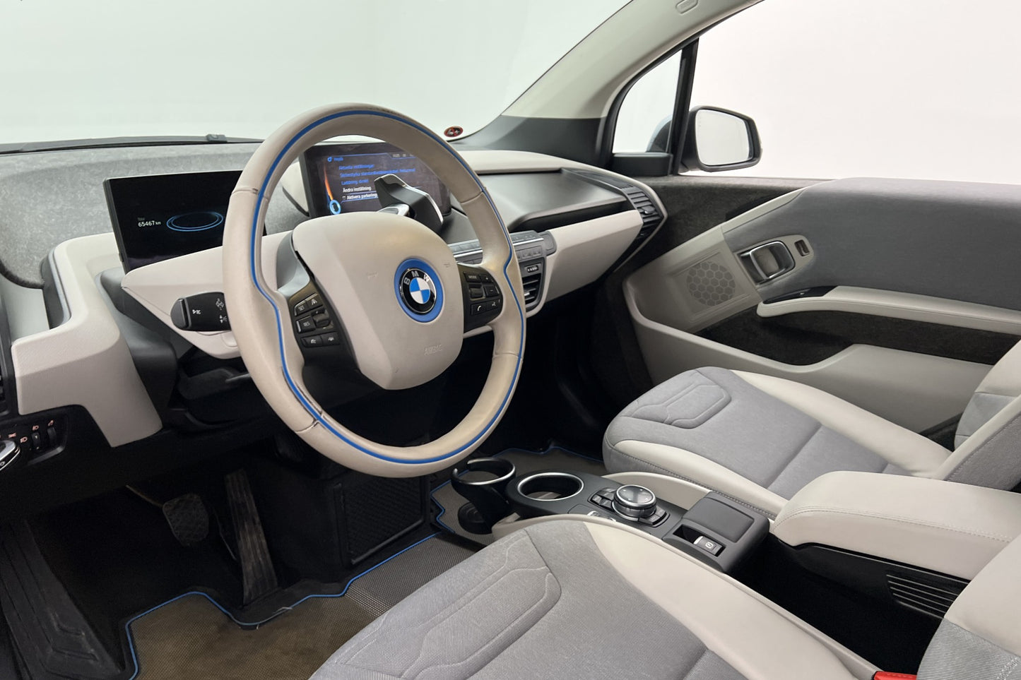 BMW i3 60 Ah REX 170hk Comfort Navi Sensorer Välservad