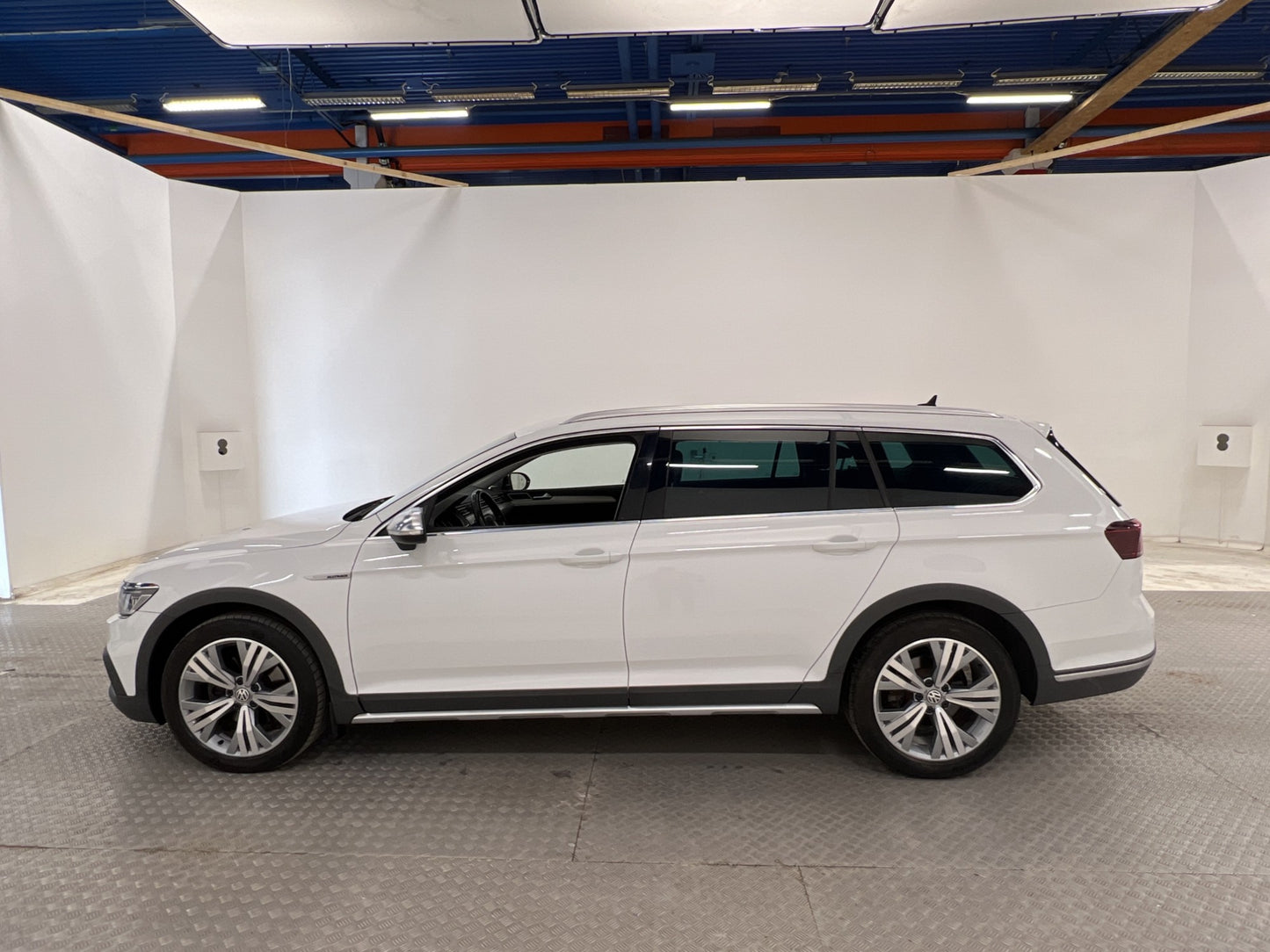 Volkswagen Passat Alltrack 2.0 TDI Executive B-kam Drag Värm