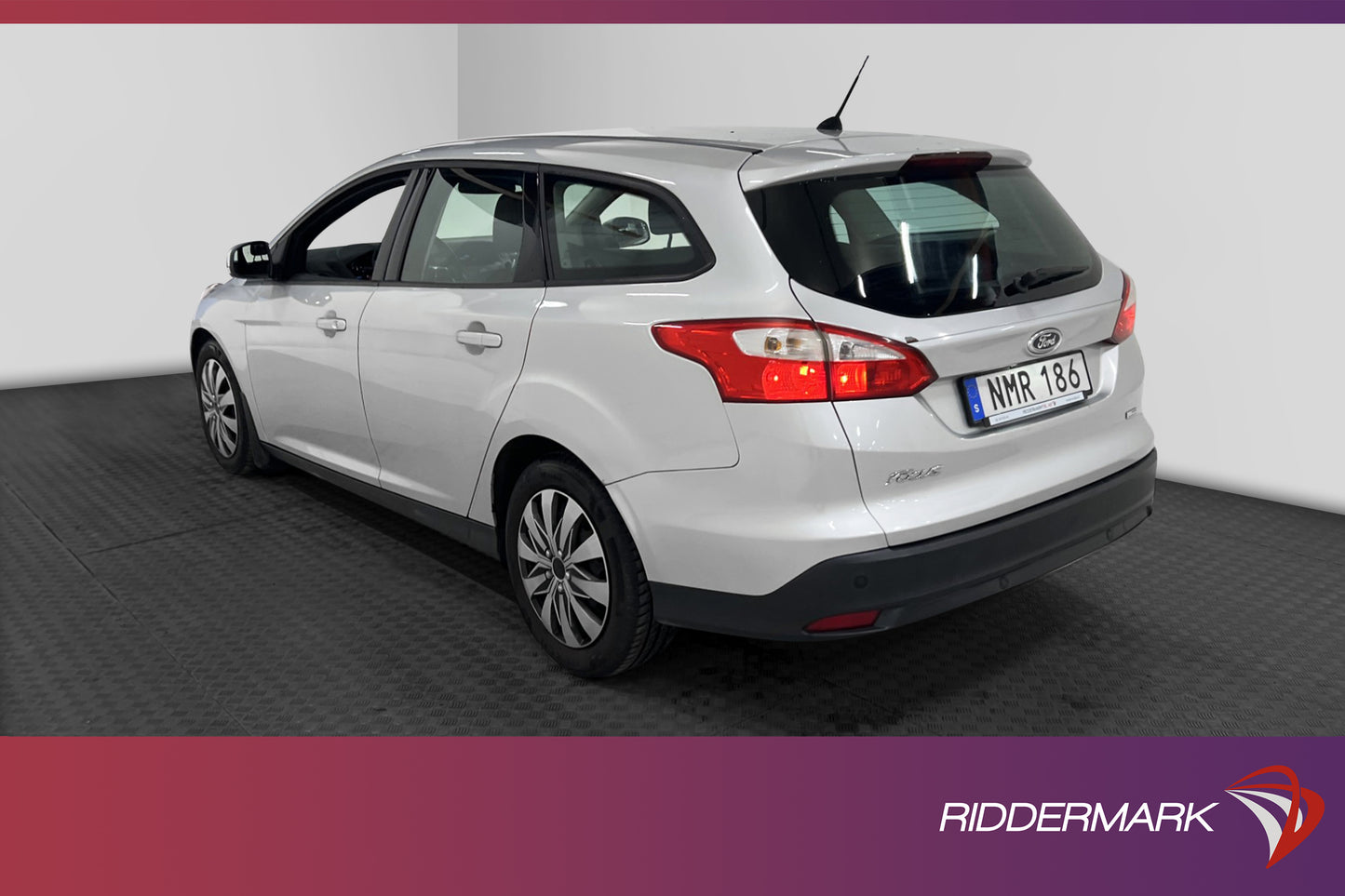 Ford Focus Kombi 1.6 TDCi 105hk Trend Sensorer Välservad