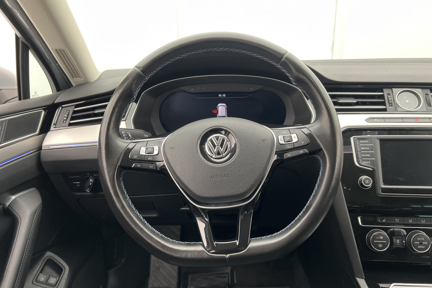 Volkswagen Passat GTE 218hk Cockpit Värmare Skinn Drag