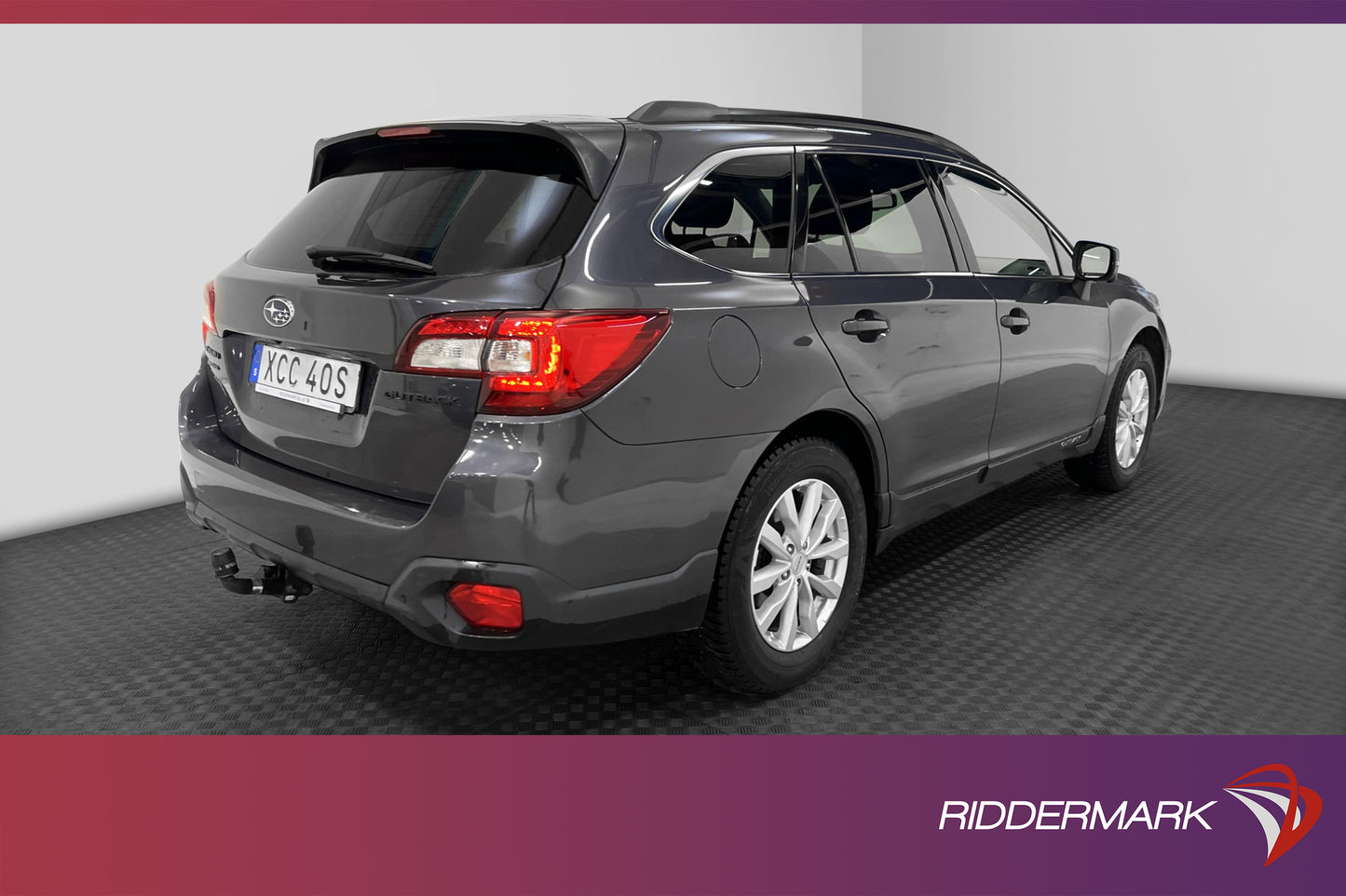 Subaru Outback 2.5 175hk 4WD Summit T-Lucka H/K B-Kamera