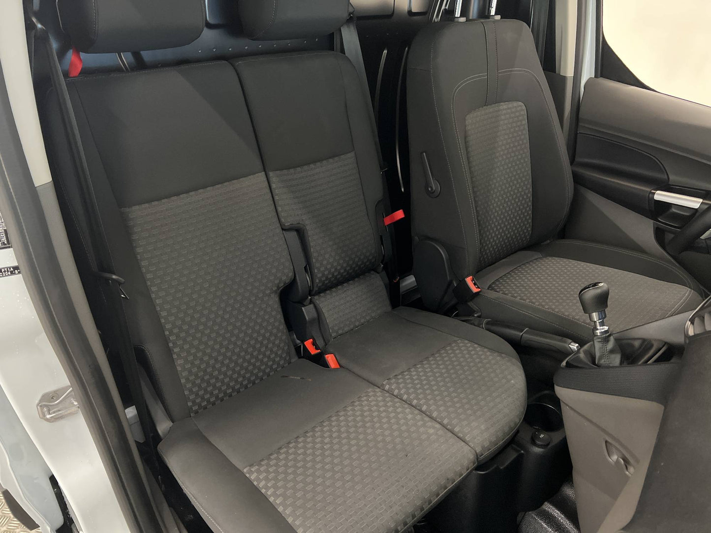 Ford Transit Connect LWB 1.5 Värmare Dragkrok B-Kamera Moms