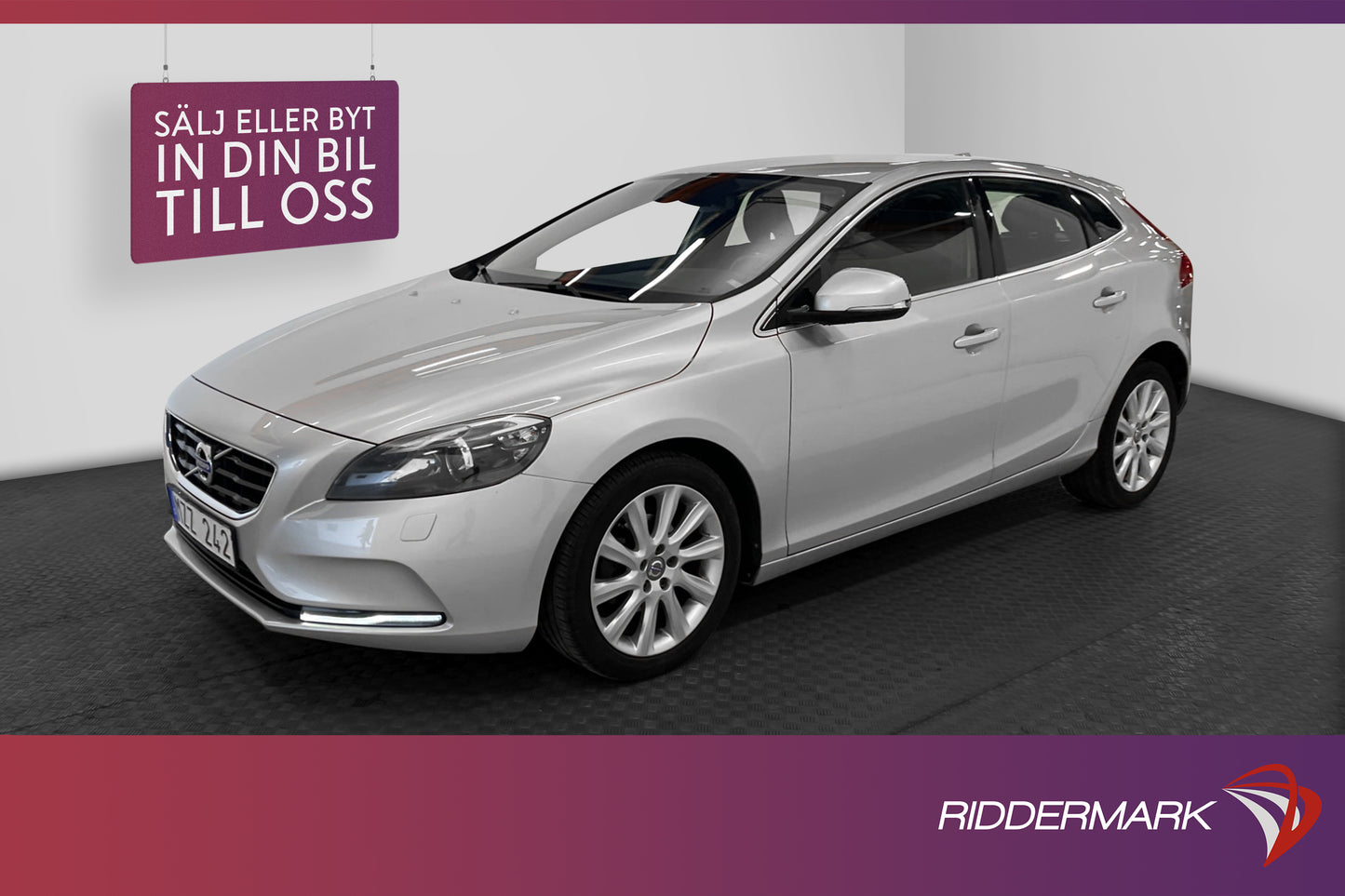 Volvo V40 D2 115hk Summum Värmare Kamera Skinn Välservad