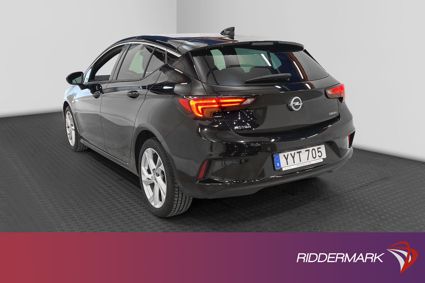 Opel Astra 1.4T 150 hk  P-sensor LED Navi