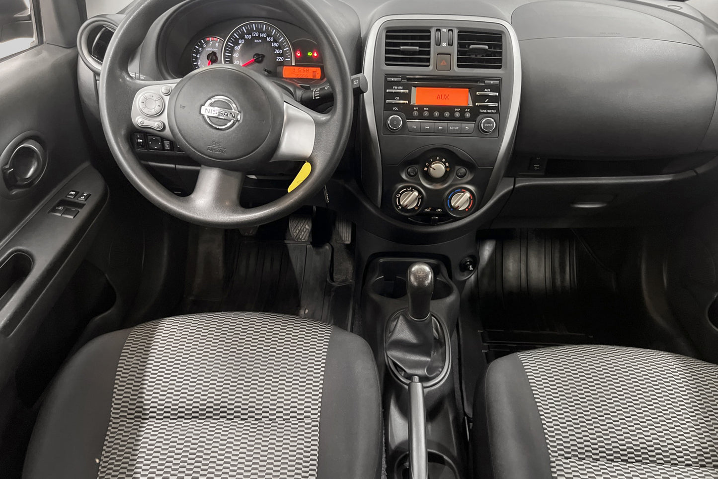 Nissan Micra 5-dörrar 1.2 80hk Välservad Låg Skatt 0,5l/mil