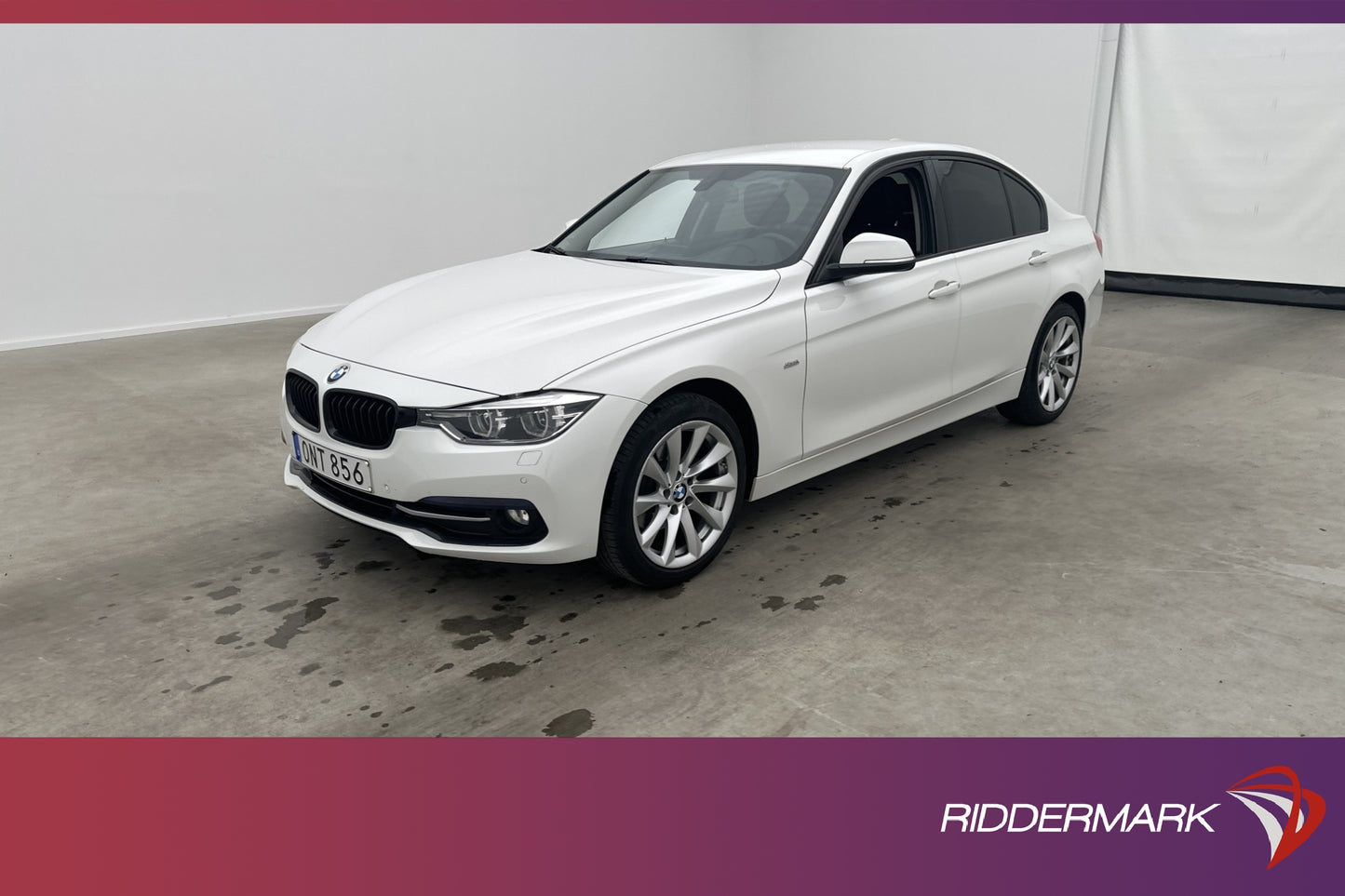 BMW 320d xDrive Sedan Sport line Drag Navi HiFi PDC 190hk