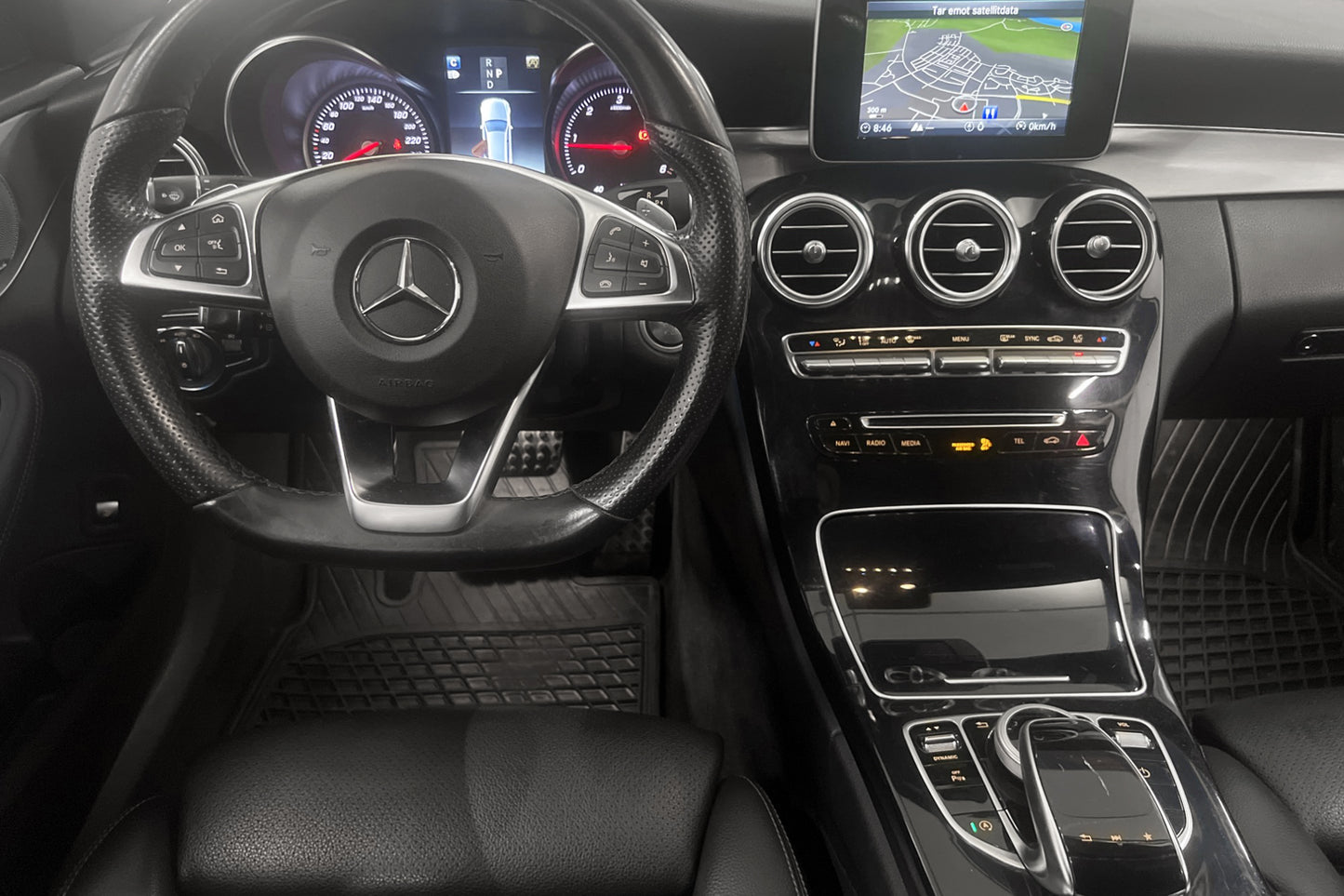 Mercedes-Benz C 220 T d 170hk AMG Burmester Navi Skinn Drag