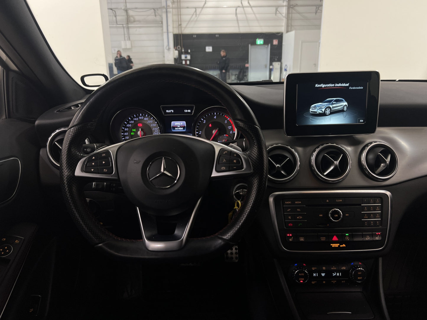 Mercedes-Benz GLA 200 d 4M AMG Night package Värmare Drag