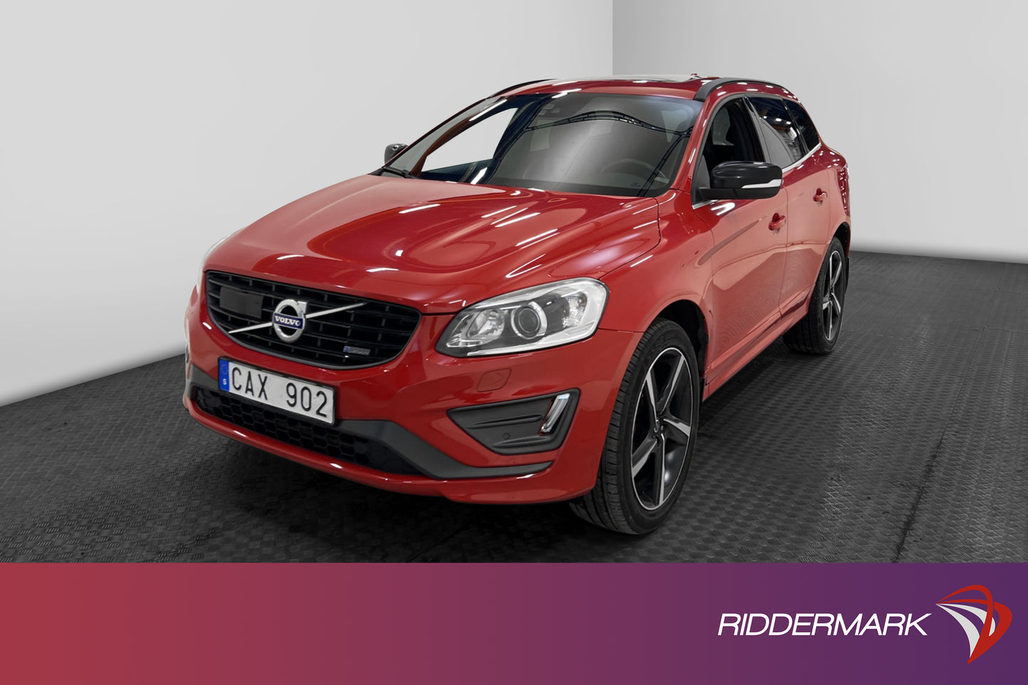 Volvo XC60 D5 215hk AWD R-Design D-Värm Pano Navi VOC Skinn